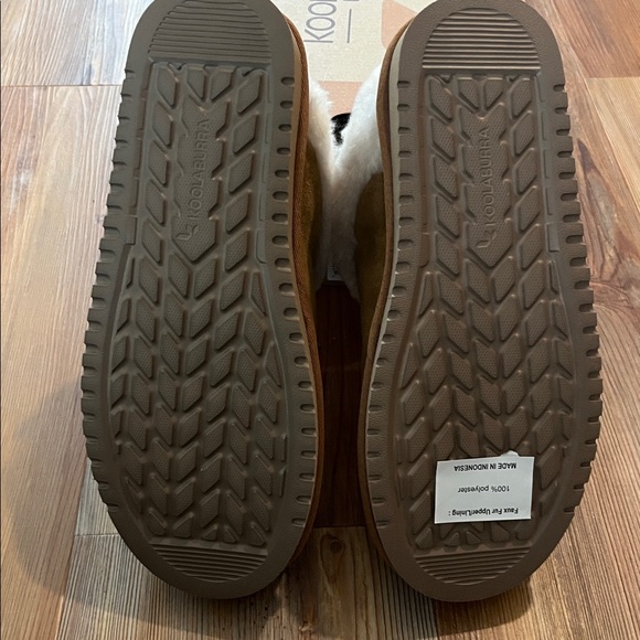 Koolaburra By Ugg Advay Slip-On  Slippers - Picture 5 of 7